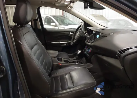 2018 Ford Escape Titanium из США, поврежденный, VIN 1FMCU9J98JUC75477